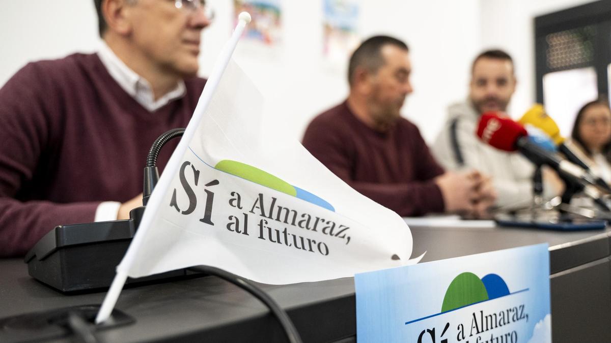 Desde la izquierda, Enrique Hueso, Juan Antonio Díaz Agraz, Fernando Sánchez Castilla y Patricia Rubio, ayer.