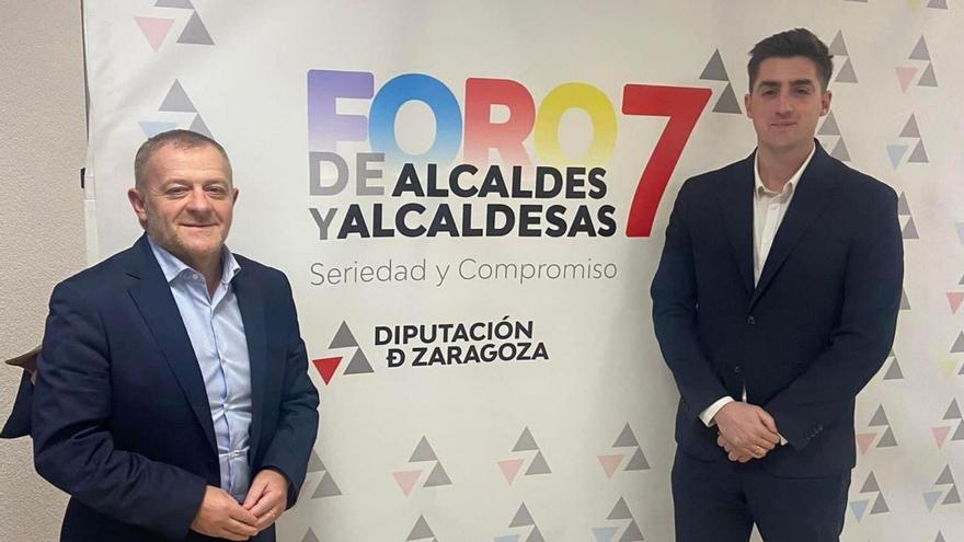 En representación de Borja acudieron al foro organizado por la Diputación de Zaragoza el alcalde, Eduardo Arilla, y el segundo teniente alcalde, Aitor Tabuenca. | SERVICIO ESPECIAL