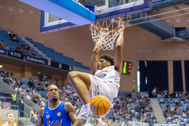 El Obradoiro ejerce de 'grande' para ganar al Melilla