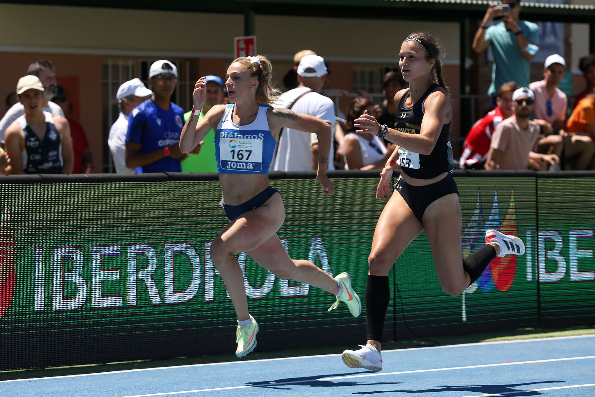 El campeonato nacional de atletismo de Nerja, en imágenes