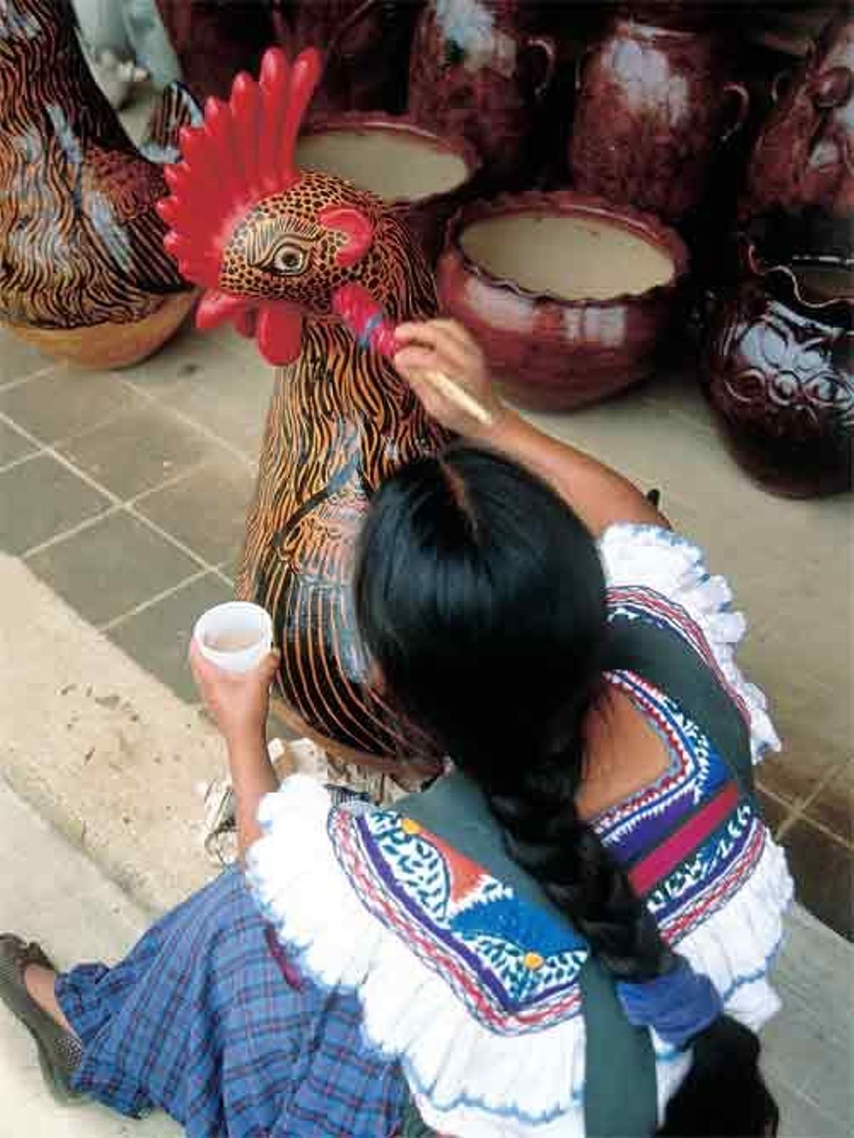 Artesana en Amatenango del Valle, localidad que tiene fama por poseer la mejor alfarería del Estado