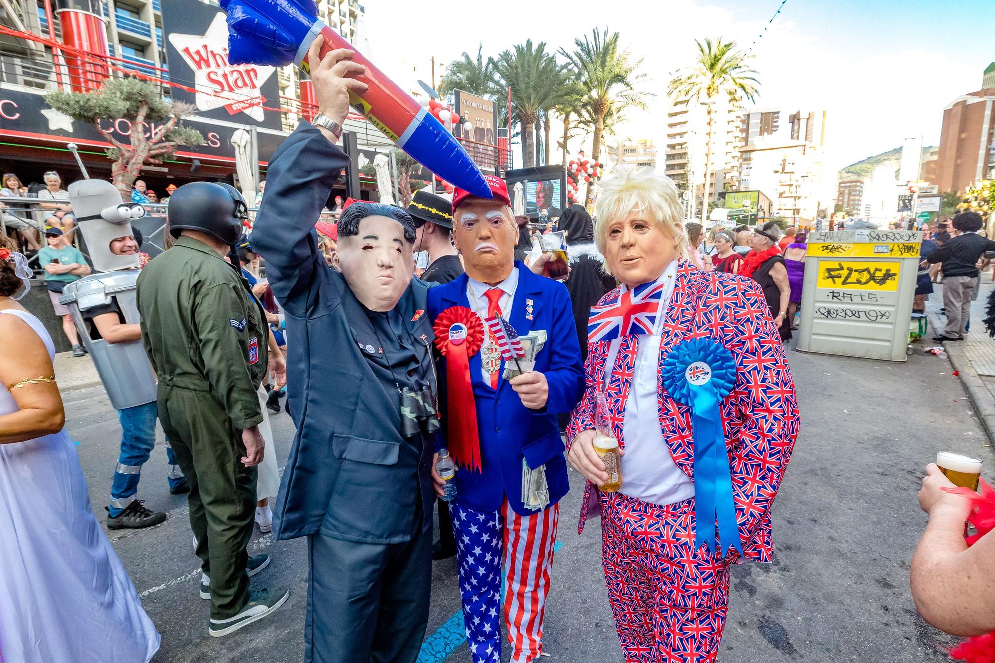 La "Fancy Dress" llena de disfraces Benidorm