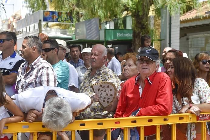 ENTREGA PREMIOS FERIA DE GANADO Y PROCESION ...