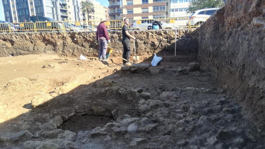 Los restos hallados en la cata del parking de la Diputación no impedirían la obra prevista
