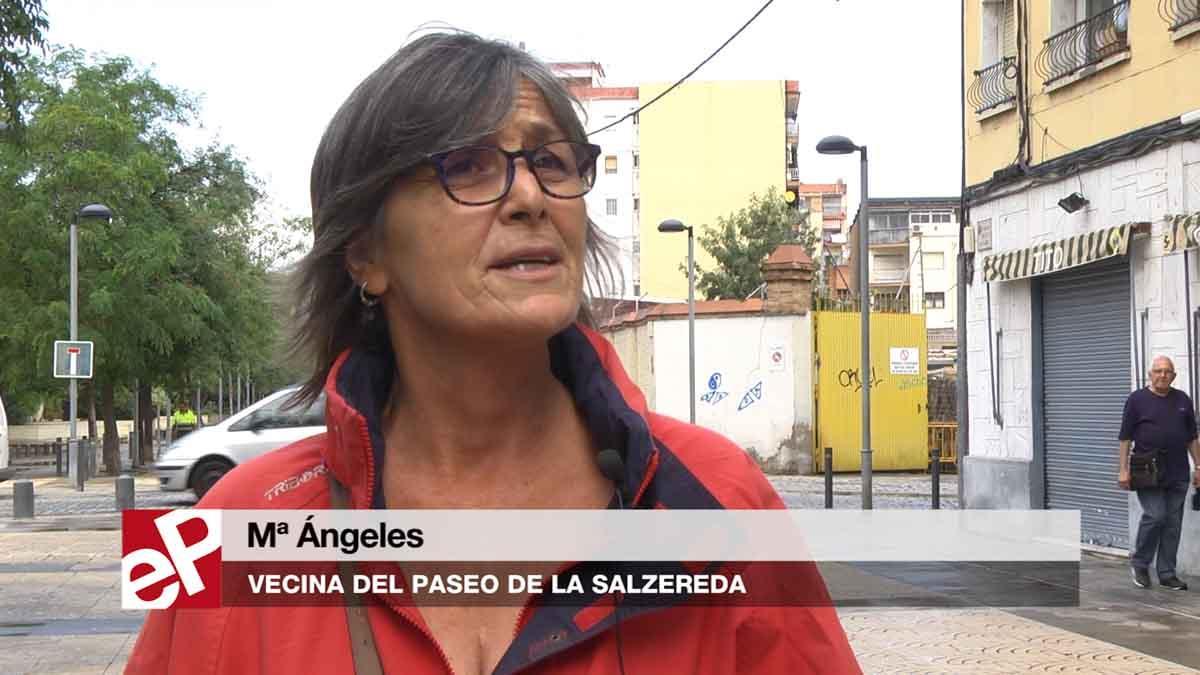 Els veïns opinen sobre la votació per reformar el passeig Salzereda de Santa Coloma.