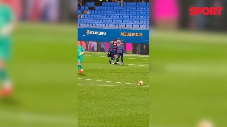 Jofre Torrents se lesiona en el encuentro entre el Barça Atlètic y el Alcoyano