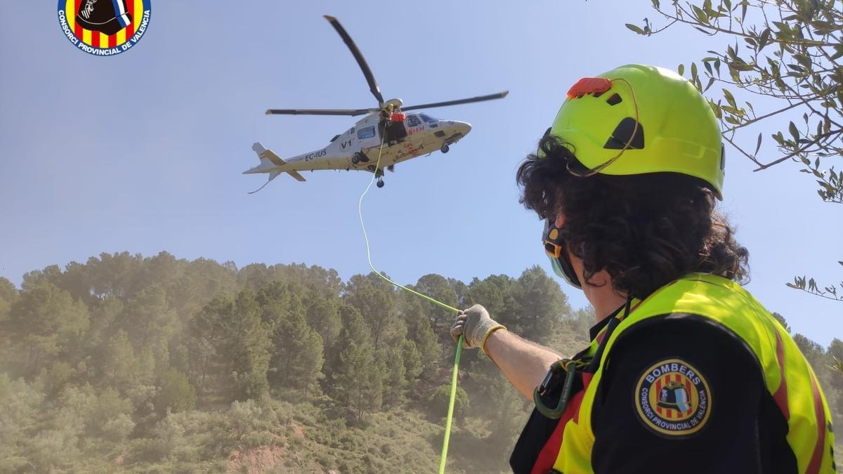 Imagen de archivo del helicóptero de rescate de los bomberos.