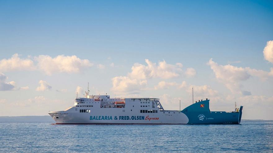 Fred. Olsen Express y Baleària incrementan un servicio semanal para pasajeros en la ruta entre Canarias y Huelva