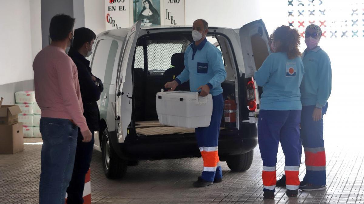 El retraso de Pfizer obliga a la reprogramación de vacunaciones en Córdoba