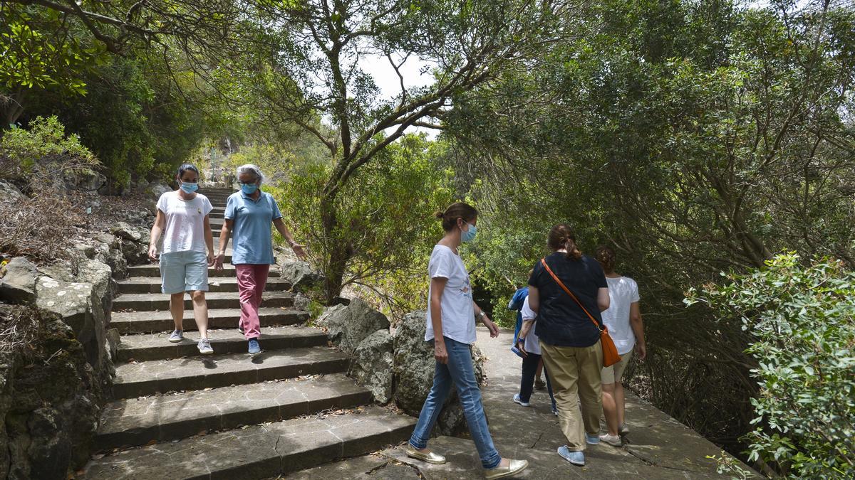 Los guías turísticos promocionan Gran Canaria como un destino seguro