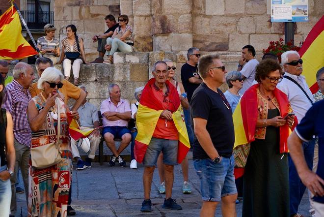 GALERÍA | Zamora muestra su solidaridad con Ceuta