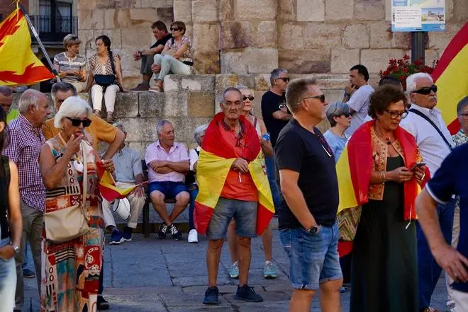GALERÍA | Zamora muestra su solidaridad con Ceuta