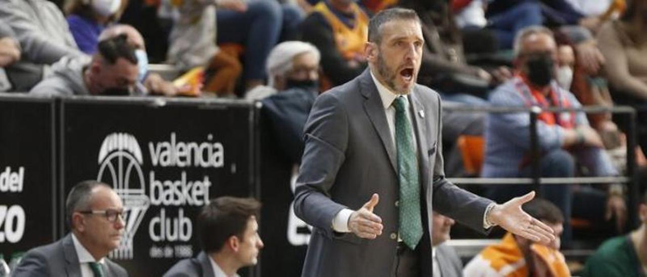 Ibon Navarro, en La Fonteta.