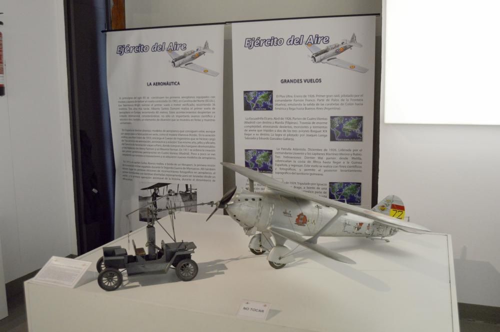 Exposición aeronáutica en Gijón