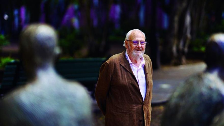 Track Father Anchieta to find out what he brought from the Canary Islands to Brazil