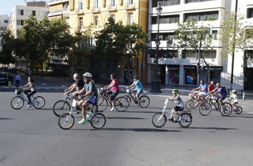 Búscate en nuestra galería del 'Día de la Bicicleta'