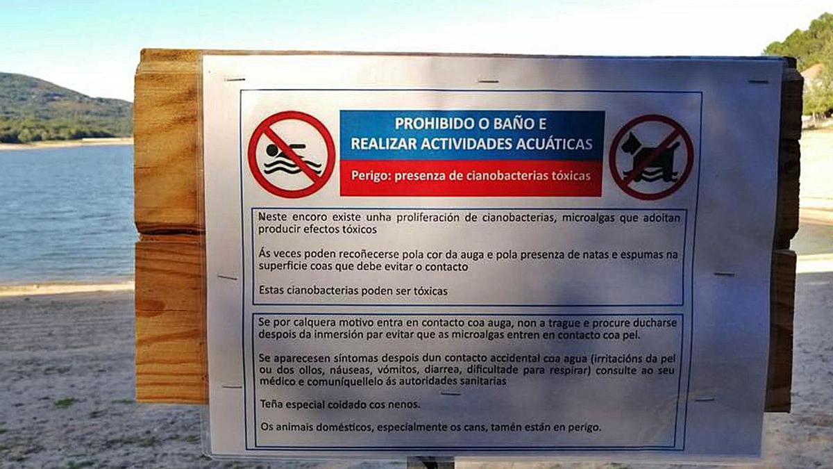 En ocasiones anteriores ya no se pudo disfrutar del embalse de As Conchas por las bacterias. |  // I. OSORIO