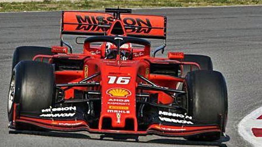 Ferrari arrasa en la tercera jornada a Montmeló