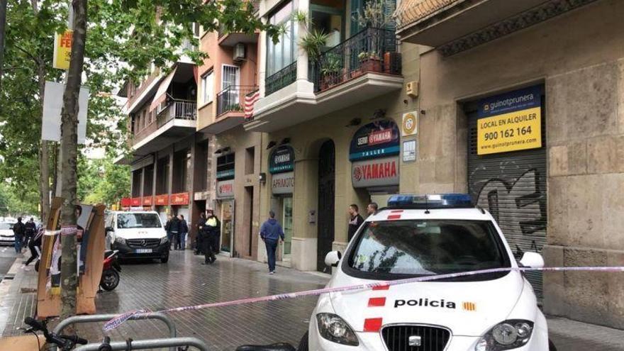 Un hombre muere tiroteado en un domicilio en Barcelona