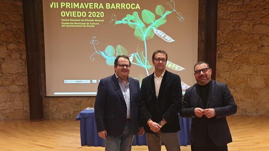 Por la izquierda, Francisco Lorenzo, José Luis Costillas y Cosme Marina durante la presentación.