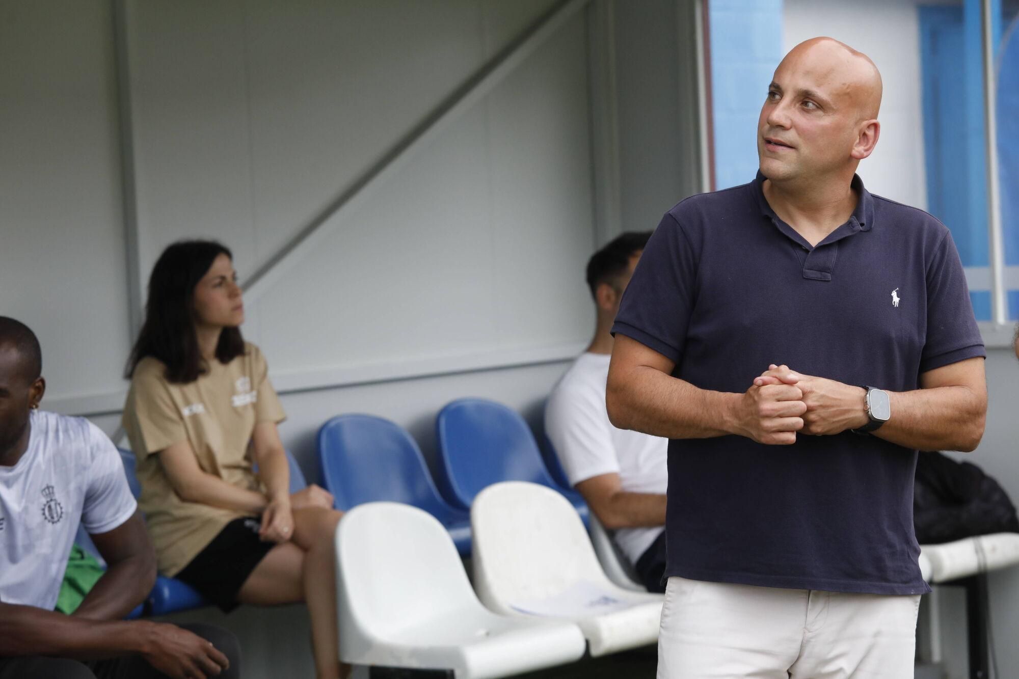 EN IMÁGENES: Partido amistoso entre Real Avilés y Real Sporting