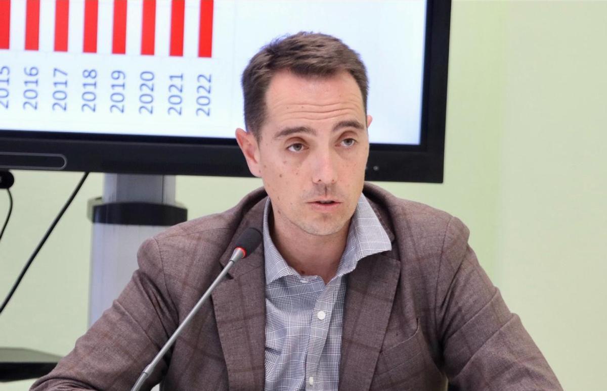 Luciano Huerga ha respondido a los periodistas sobre la subida de tasas anunciada por el Consorcio Provincial de Residuos dependiente de la Diputación.