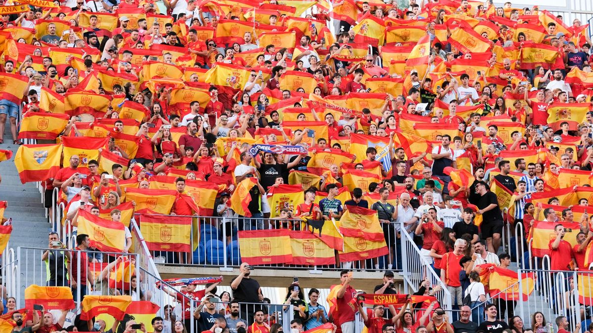 La Rosaleda, durante el España - Chequia de comienzos de junio.