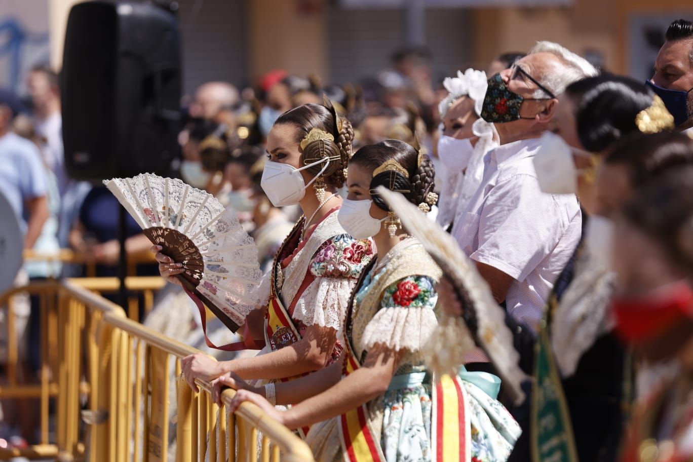 Llenazo en la última mascletà de las Fallas 2021