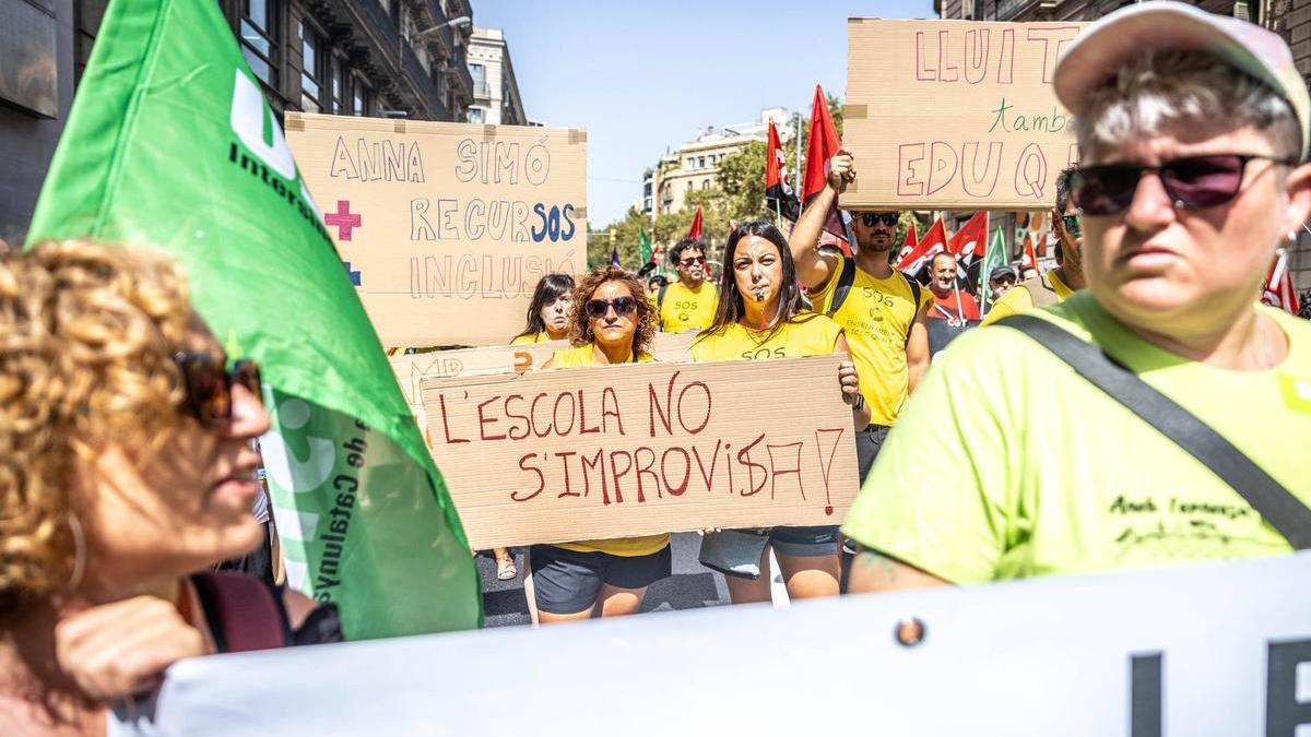 Manifestación de profesores en Barcelona el primer día de clases, el pasado septiembre.