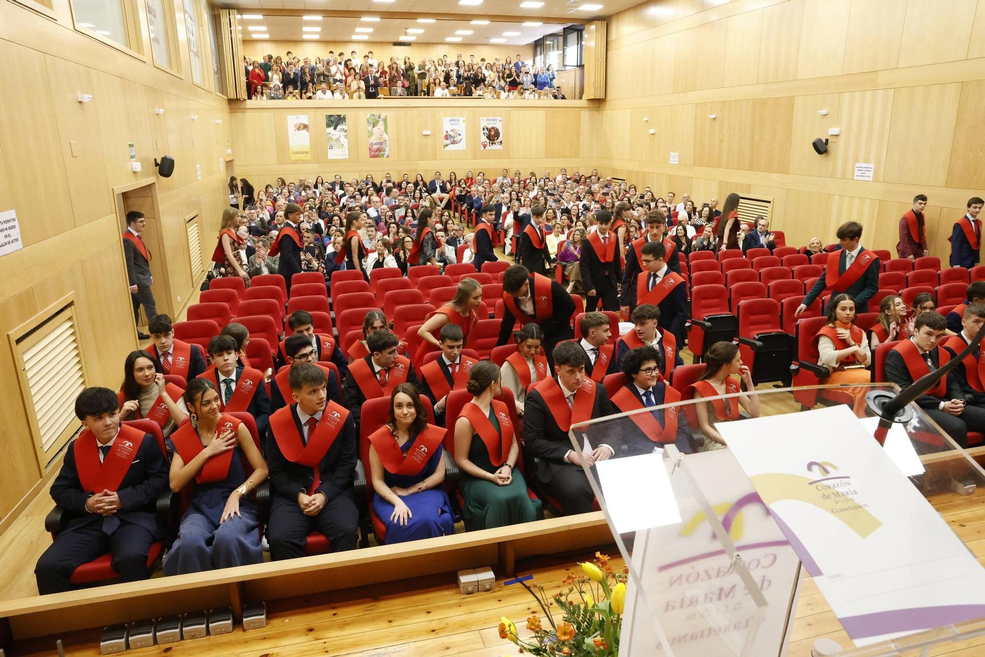 Los colegios e institutos de Gijón se van de graduación (en imágenes)