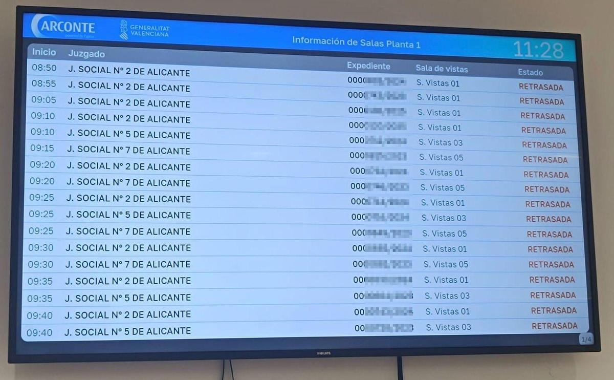 Image of this Tuesday of one of the monitors that informs about the state of the judgments indicated in the Palace of Justice.