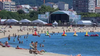 O Salnés afronta la temporada alta con lleno de turistas, aunque con estancias más cortas