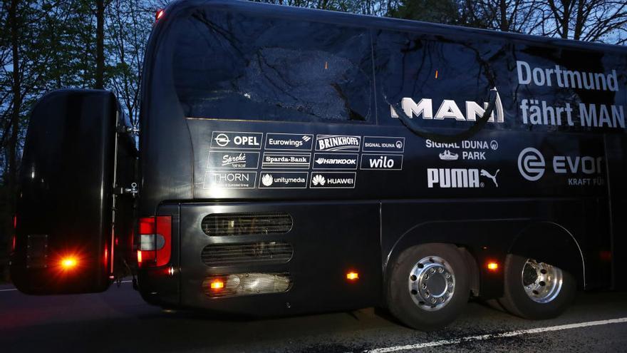 Ataquen l&#039;autobús del Borussia Dortmund i Marc Bartra resulta ferit