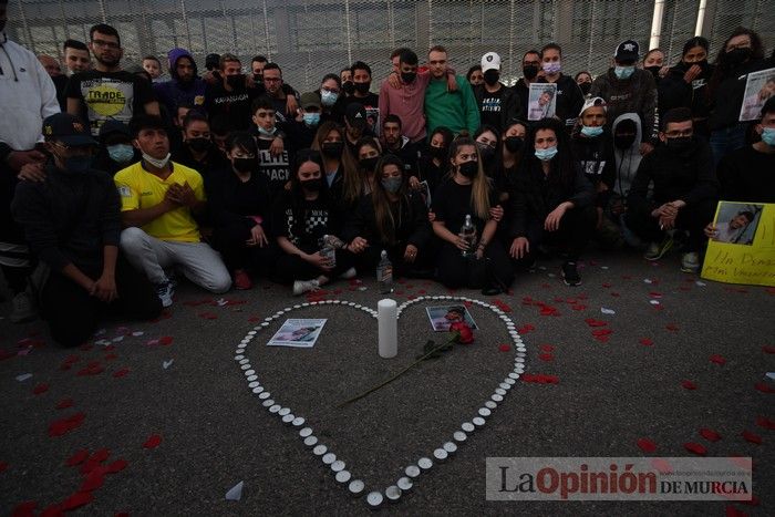 Homenaje a Kevin, el joven asesinado en una reyerta