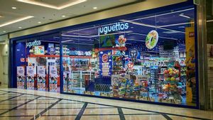 Juguettos compra la marca Poly Juguetes i  nou botigues