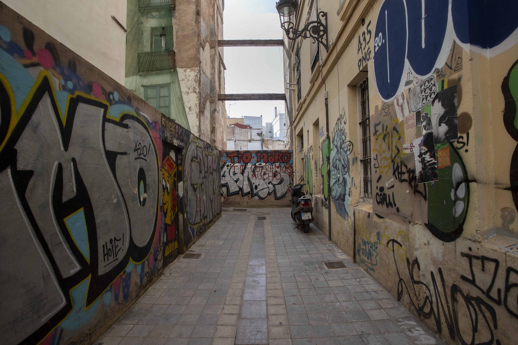 La València insólita en sus callejones sin salida.