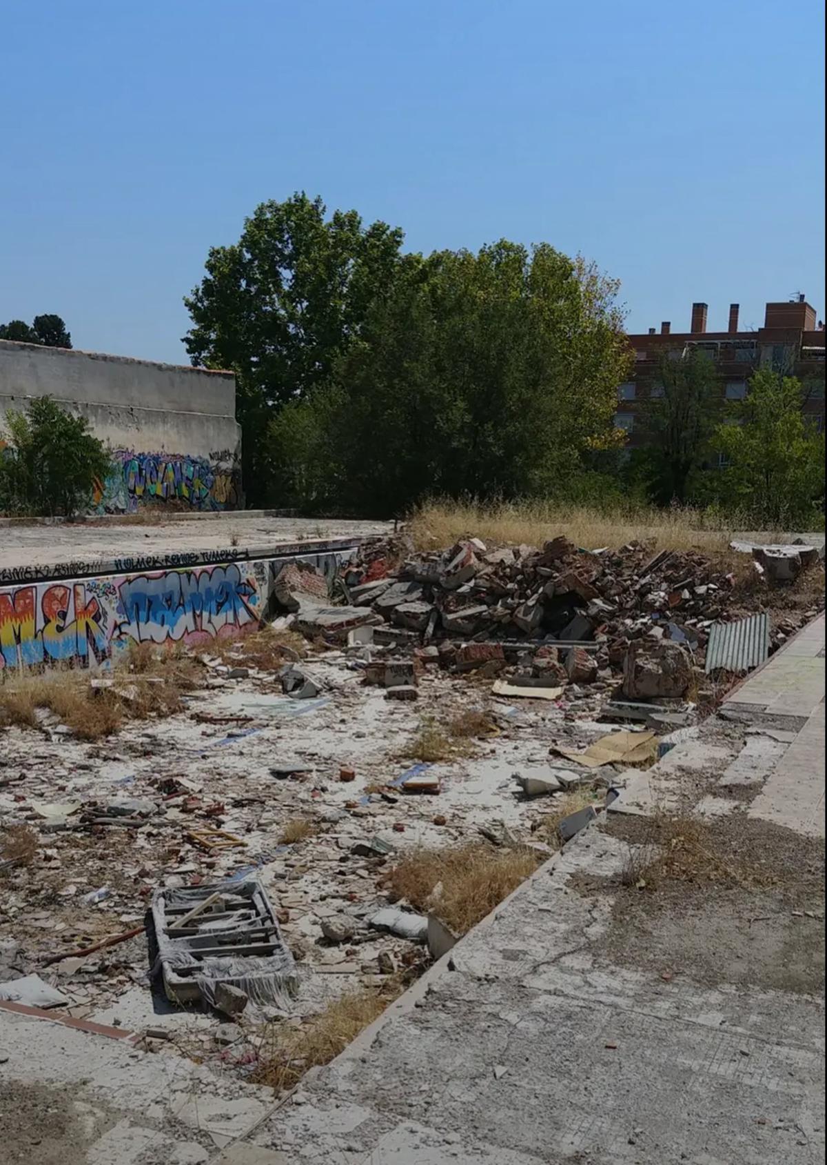 El antes y el después de las Piscinas de San Miguel: de la zona más querida de Madrid a una parcela abandonada
