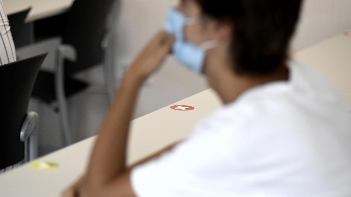 Cvirus.- Satse pide no utilizar mascarillas higiénicas en los centros sanitarios para evitar posibles contagios