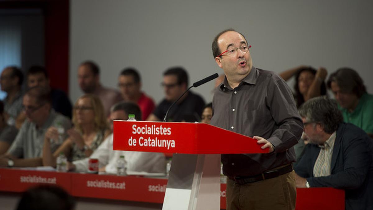 Miquel Iceta, durante su discurso de apertura del Consell Extraordinari dels Socialistes, este sábado.