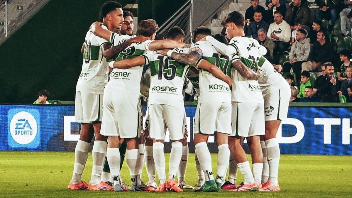 El Elche sigue esquivando la zona de descenso