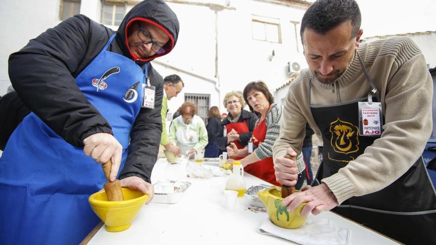 Villena celebra el ecuador festero con sabor y devoción