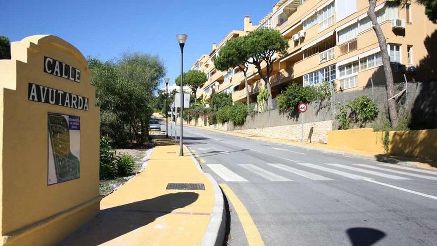 Calle de una urbanización de Mijas.