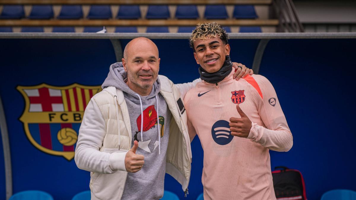 Iniesta se rinde a Lamine Yamal: “Tiene un talento brutal y puede convertirse en un jugador único”
