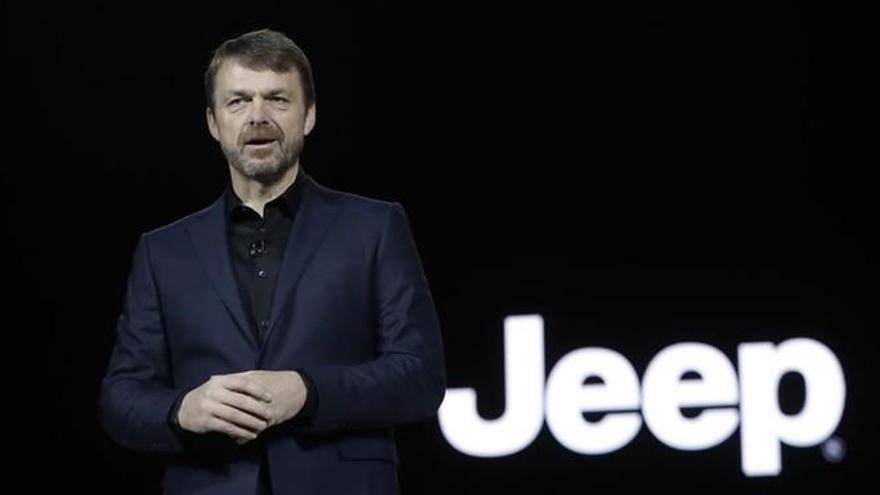 El CEO de Fiat-Chrysler vende acciones de la empresa mientras negocia la fusión con Renault