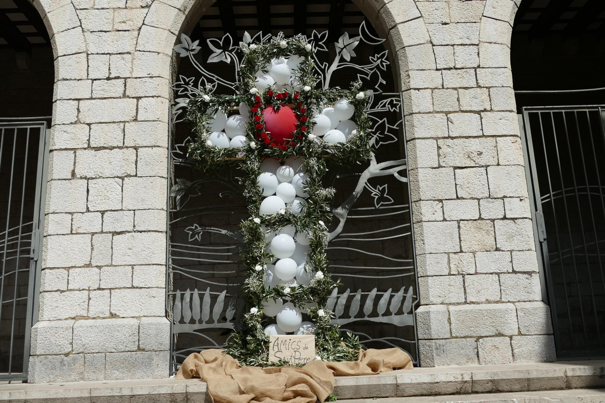 Les Creus de Maig de Figueres triomfen en una edició marcada per l’èxit de participació