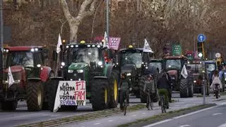 Congestión en el centro y accesos de Barcelona por la salida de las marchas de tractores