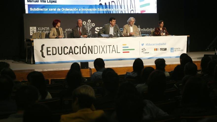 Inauguración de las jornadas sobre educación digital.