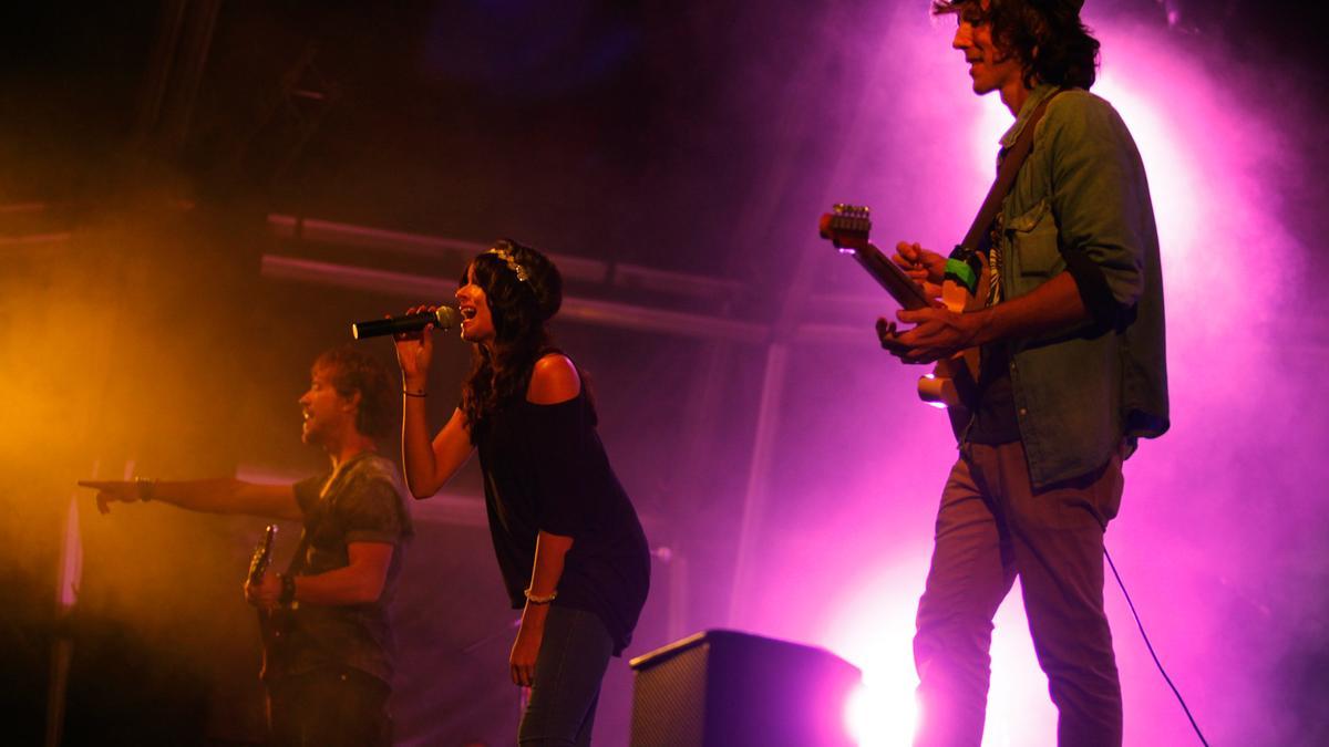 DAVID FEITO, RAQUEL DEL ROSARIO Y JUAN LUIS SUAREZ DURANTE EL CONCIERTO DE &quot;EL SUEÑO DE MORFEO&quot; EN LA PLAZA DE LA CATEDRAL