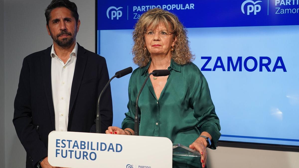 Elvira Velasco Morillo y Oscar Ramajo.