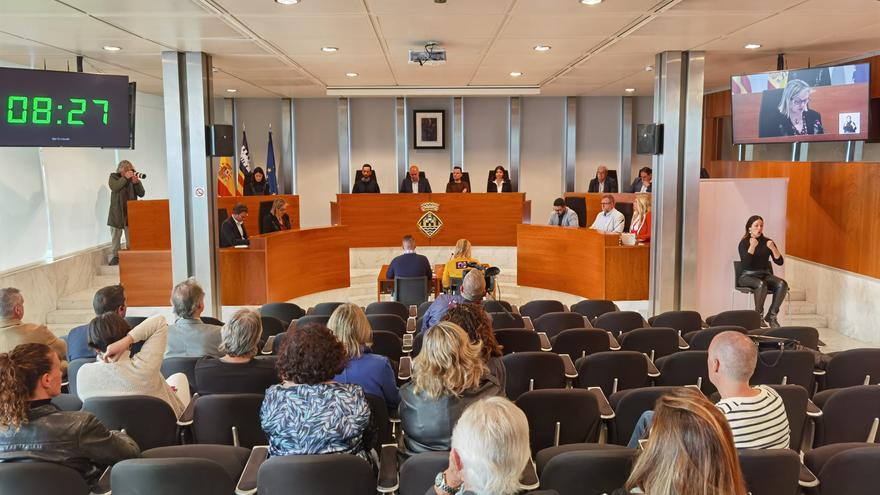 El Consell de Ibiza aprueba por fin, 12 años después, la cartera de servicios sociales